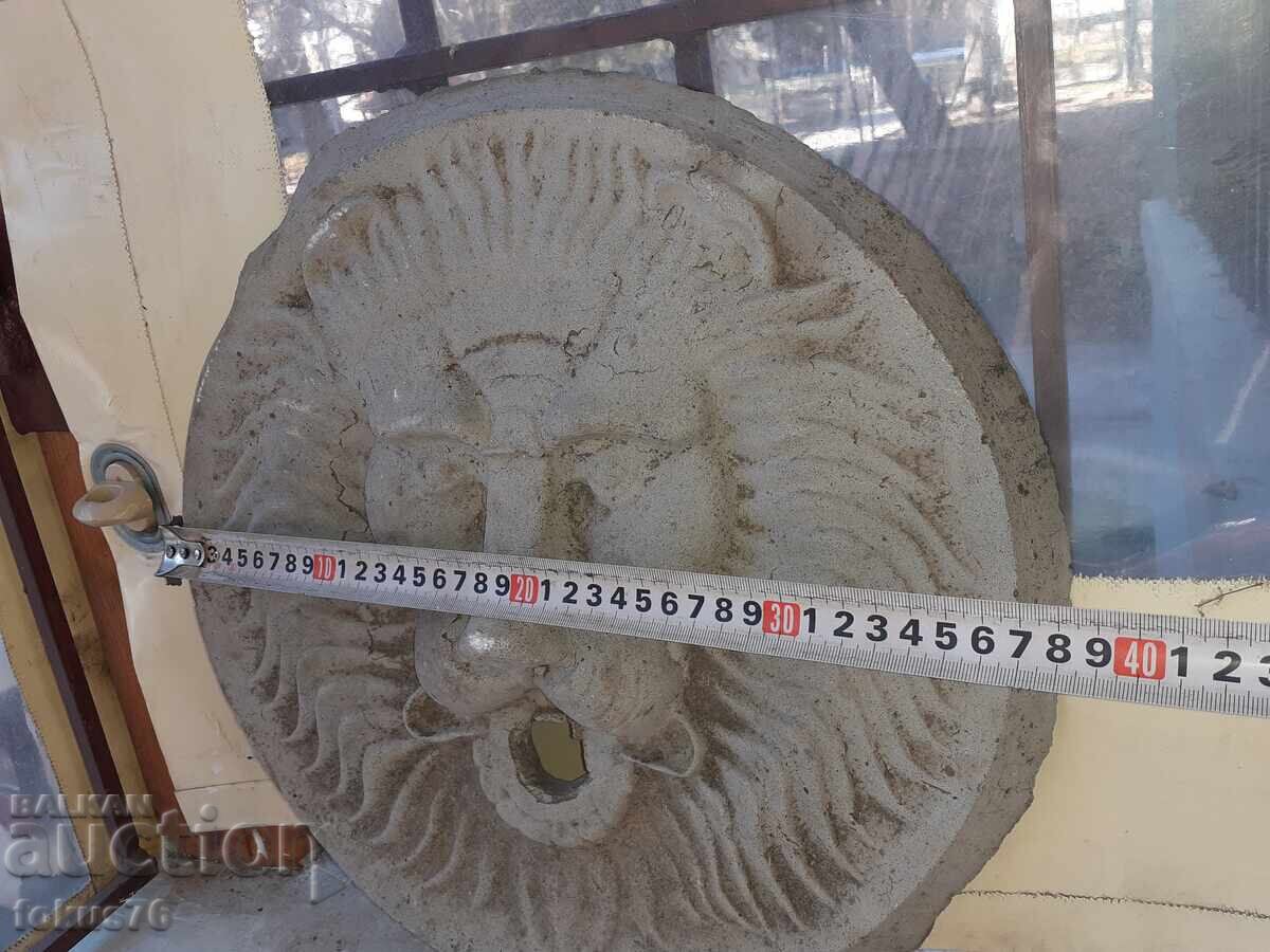 Large old cement rosette for a lion fountain lion head - 5
