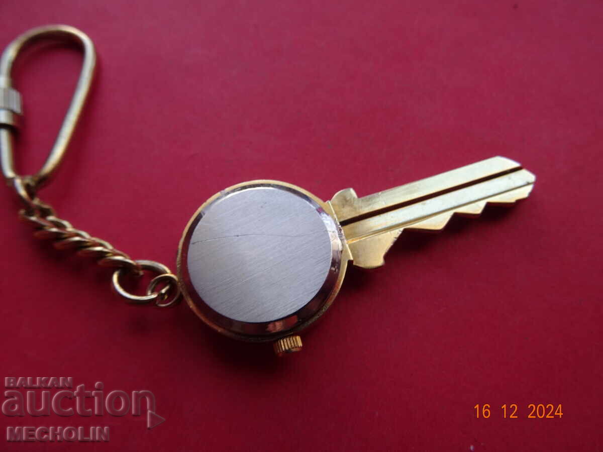 COLLECTOR'S WATCH KEY HOLDER KEY - 5