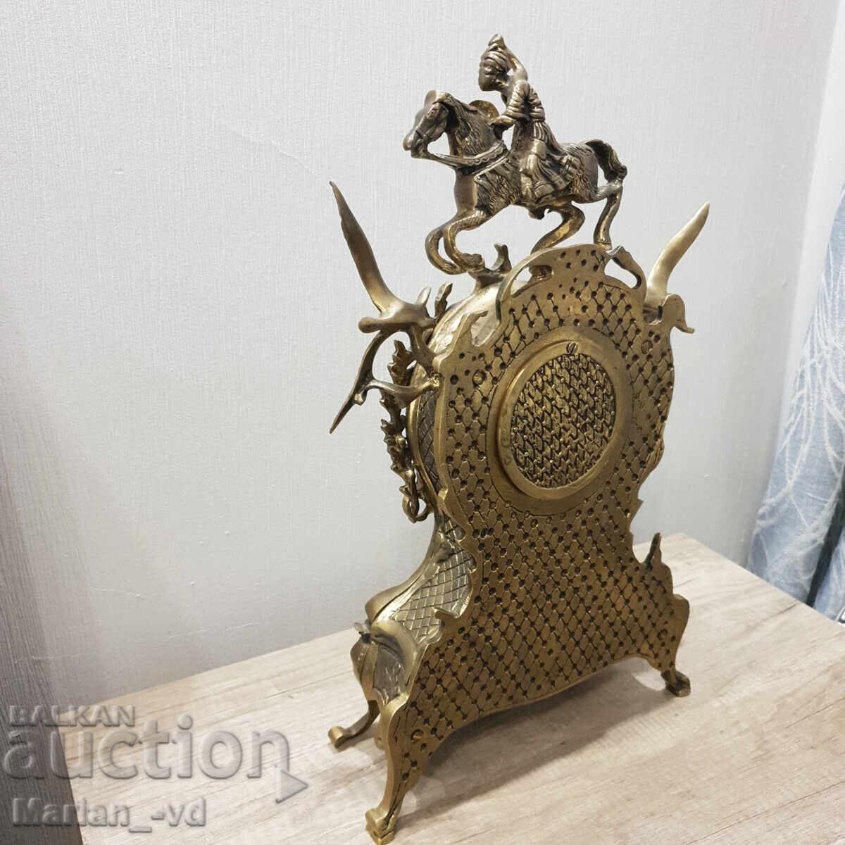 Large brass mantel clock with electronic gong - 5