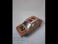 Retro car VW Polo MK I Rally Gold - 1:36 scale