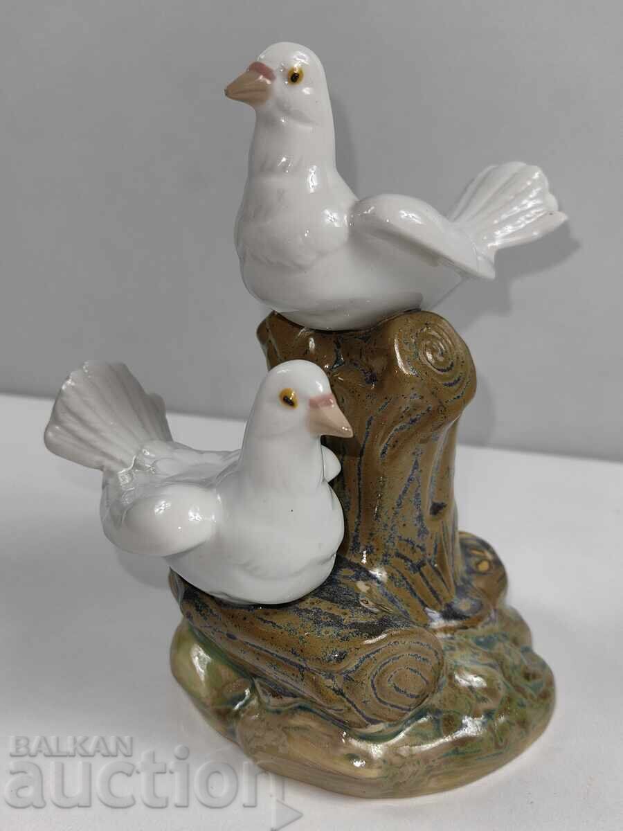 . PORCELAIN FIGURINE DOVE FIGURE MARKED HEALTHY - 6 . PORCELAIN FIGURINE DOVE FIGURE MARKED HEALTHY - 6