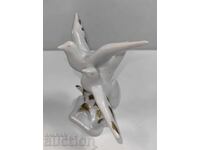 . PORCELAIN FIGURINE DOVE FIGURE MARKED HEALTHY