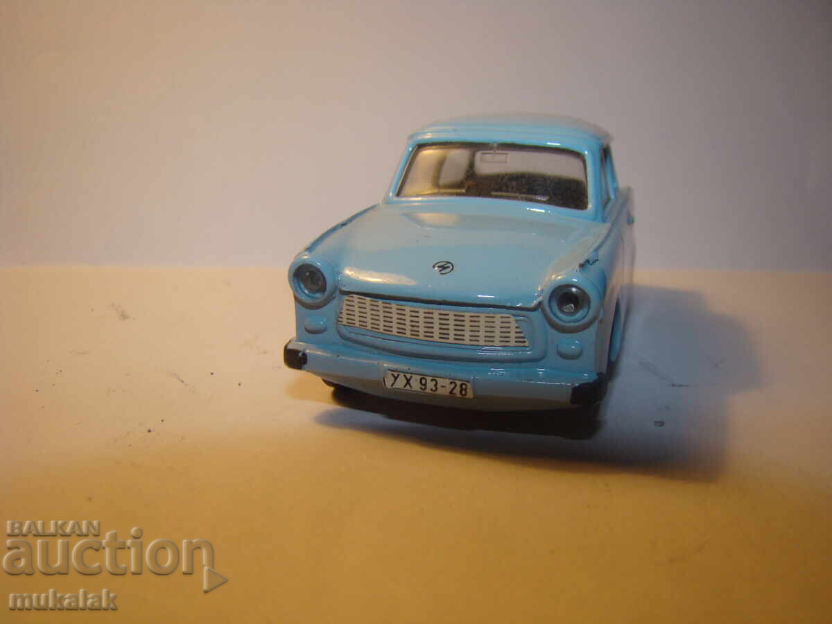 1:43 VITESSE TRABANT MODEL DE JUCĂRIE TRABANT cu preț 25.00 BGN | € 12.78 1:43 VITESSE TRABANT MODEL DE JUCĂRIE TRABANT cu preț 25.00 BGN | € 12.78