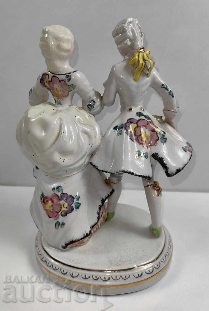 . PORCELAIN FIGURINE MAN WOMAN MARKED HEALTHY - 5 . PORCELAIN FIGURINE MAN WOMAN MARKED HEALTHY - 5