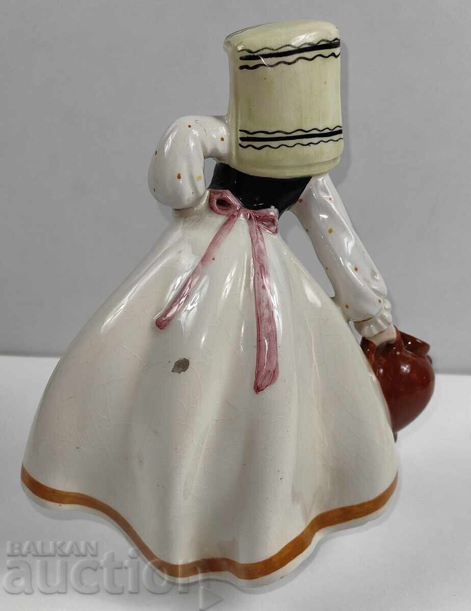 . PORCELAIN STATUETTE FIGURE WOMAN LADY WEARING STORM - 5