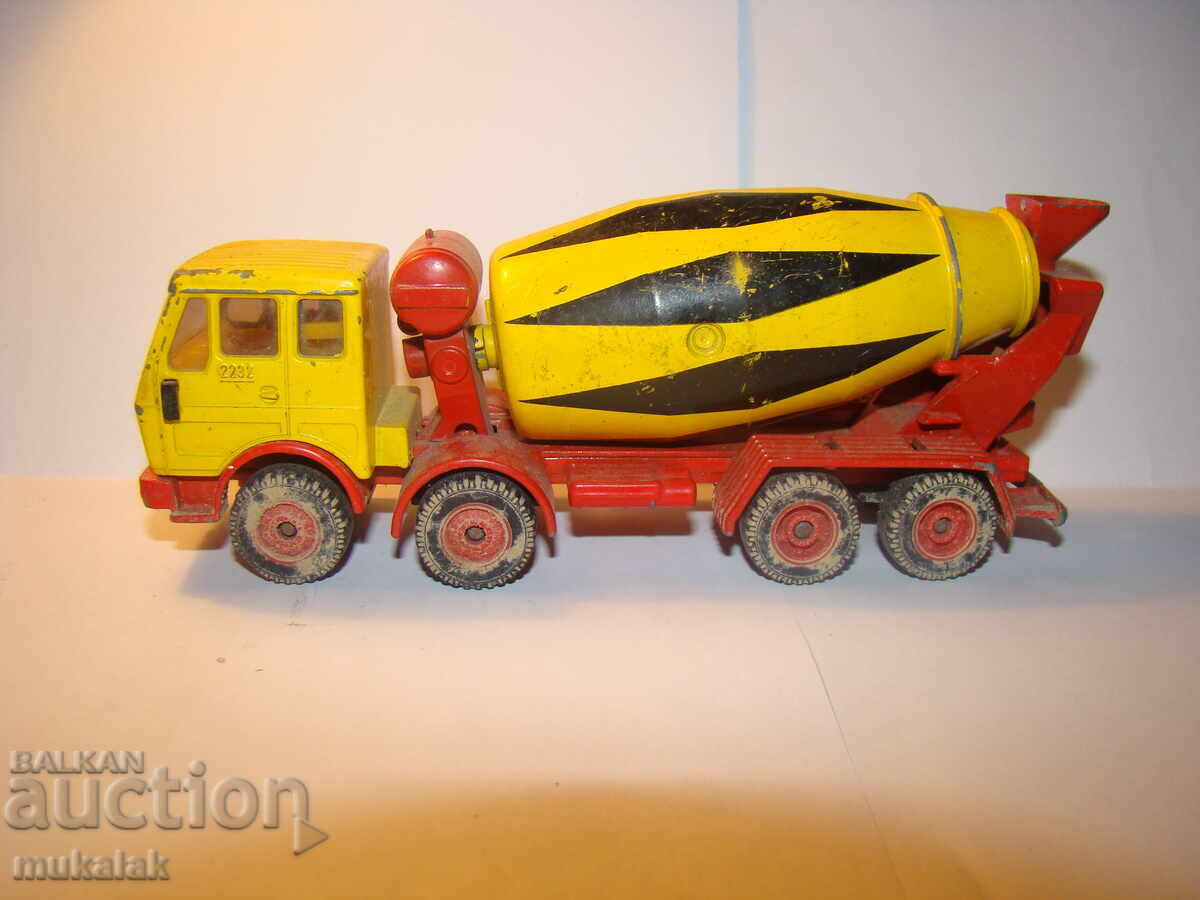 1/55 SIKU MERCEDES BENZ ΠΑΙΧΝΙΔΙ ΚΑΡΟΤΣΙ ΜΟΝΤΕΛΟ με τιμή 20.00 BGN | € 10.23 1/55 SIKU MERCEDES BENZ ΠΑΙΧΝΙΔΙ ΚΑΡΟΤΣΙ ΜΟΝΤΕΛΟ με τιμή 20.00 BGN | € 10.23