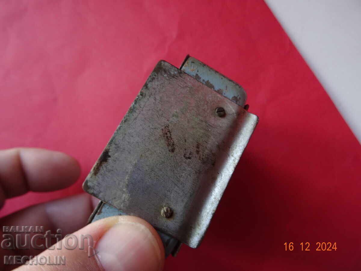 COLLECTIBLE RUSSIAN ALARM CLOCK SIGNAL 1957 - 6 COLLECTIBLE RUSSIAN ALARM CLOCK SIGNAL 1957 - 6