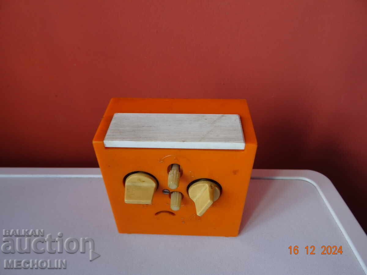 COLLECTIBLE GERMAN ALARM CLOCK RUHLA - 5 COLLECTIBLE GERMAN ALARM CLOCK RUHLA - 5