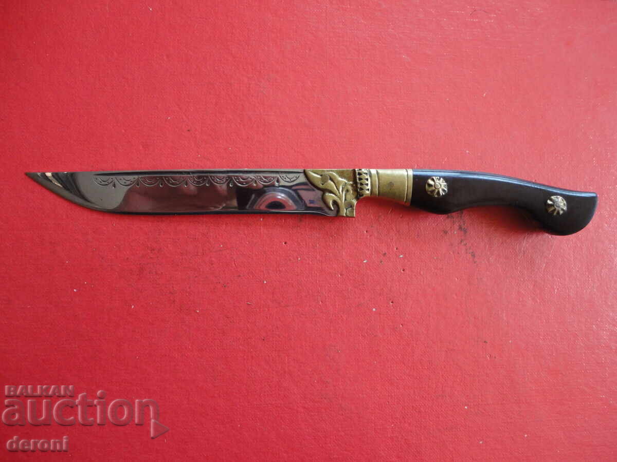Auction Knife karakulak with horn engravings 3 Auction Knife karakulak with horn engravings 3