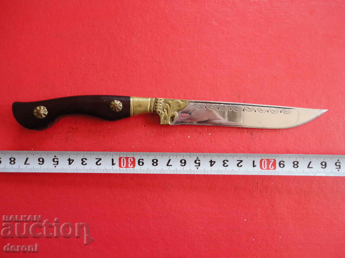 Knife karakulak with horn engravings 3