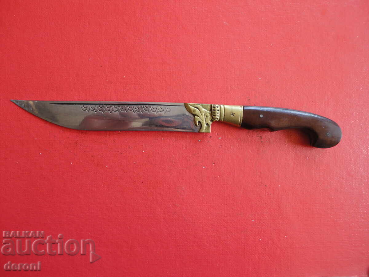 Auction Knife karakulak with horn engravings 4 Auction Knife karakulak with horn engravings 4