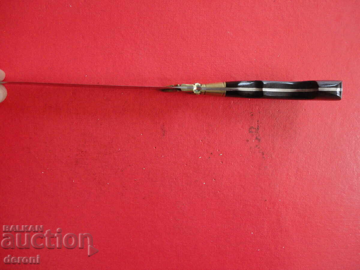 Knife karakulak with horn engravings 4 - 5 Knife karakulak with horn engravings 4 - 5