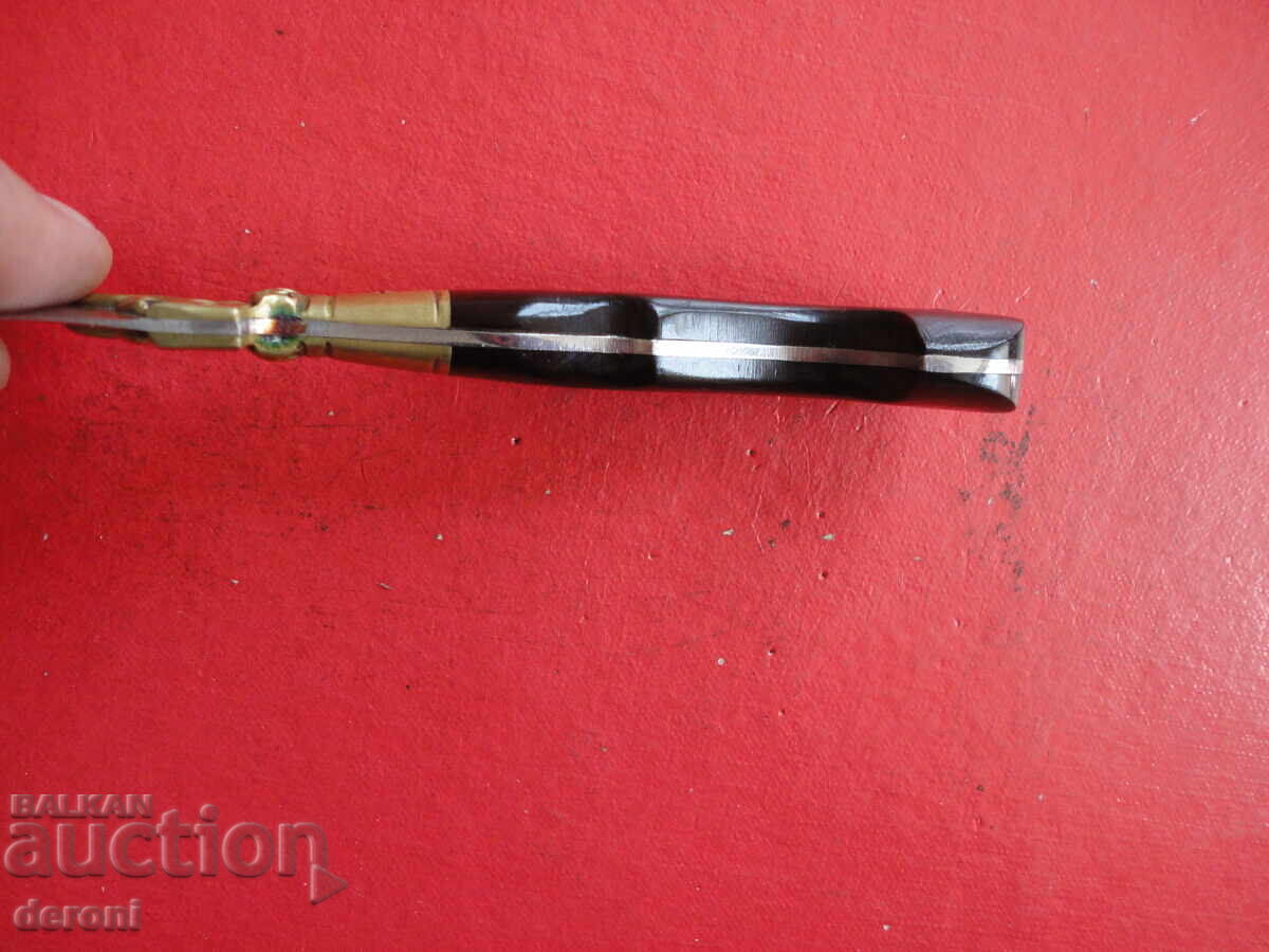 Knife karakulak with horn engravings 4 - 7 Knife karakulak with horn engravings 4 - 7