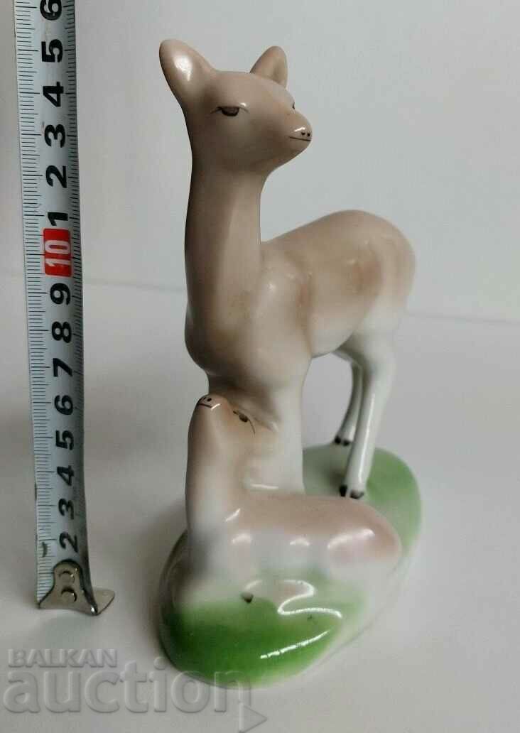 PORCELAIN SOC FIGURE SERNACHKI ISIS STATUETTE EXCELLENT with price 35.00 BGN | € 17.90 PORCELAIN SOC FIGURE SERNACHKI ISIS STATUETTE EXCELLENT with price 35.00 BGN | € 17.90