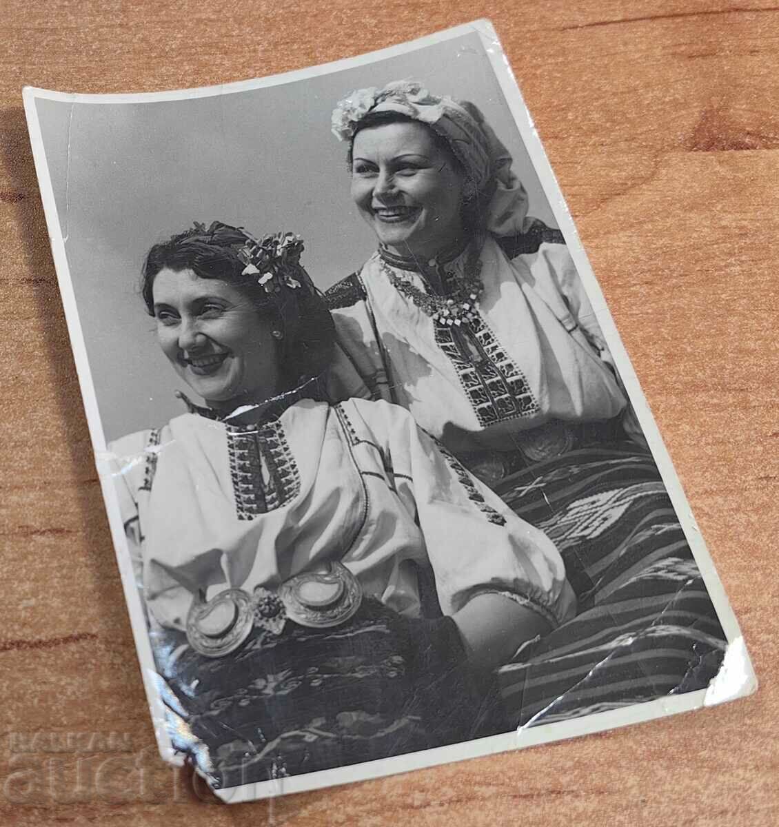 . MOTHER OF PEARL BRINGS THE KINGDOM OF BULGARIA with price 15.00 BGN | € 7.67 . MOTHER OF PEARL BRINGS THE KINGDOM OF BULGARIA with price 15.00 BGN | € 7.67