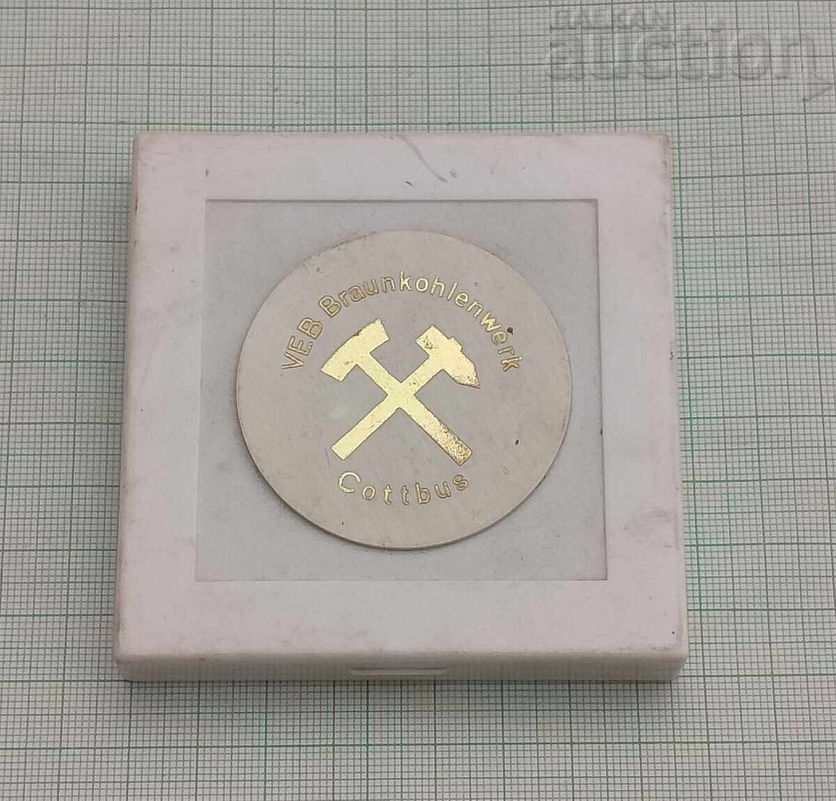 Delivery of "MAKARENKO" HIGH SCHOOL COTTBUS/GERMANY AWARD PLAQUE Delivery of "MAKARENKO" HIGH SCHOOL COTTBUS/GERMANY AWARD PLAQUE