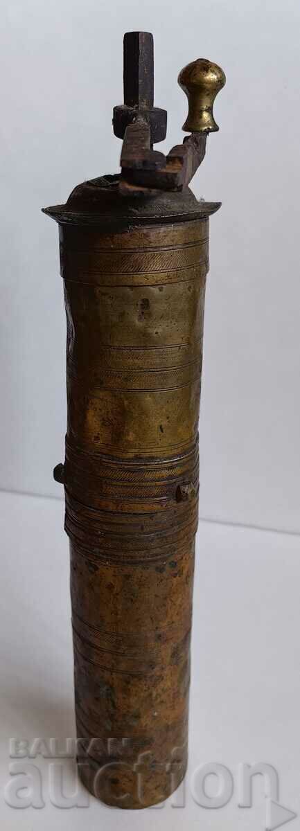 Аукцион . СТАРА ОСМАНСКА МЕЛНИЧКА МЕЛНИЦА ЗА ПОДПРАВКИ Аукцион . СТАРА ОСМАНСКА МЕЛНИЧКА МЕЛНИЦА ЗА ПОДПРАВКИ