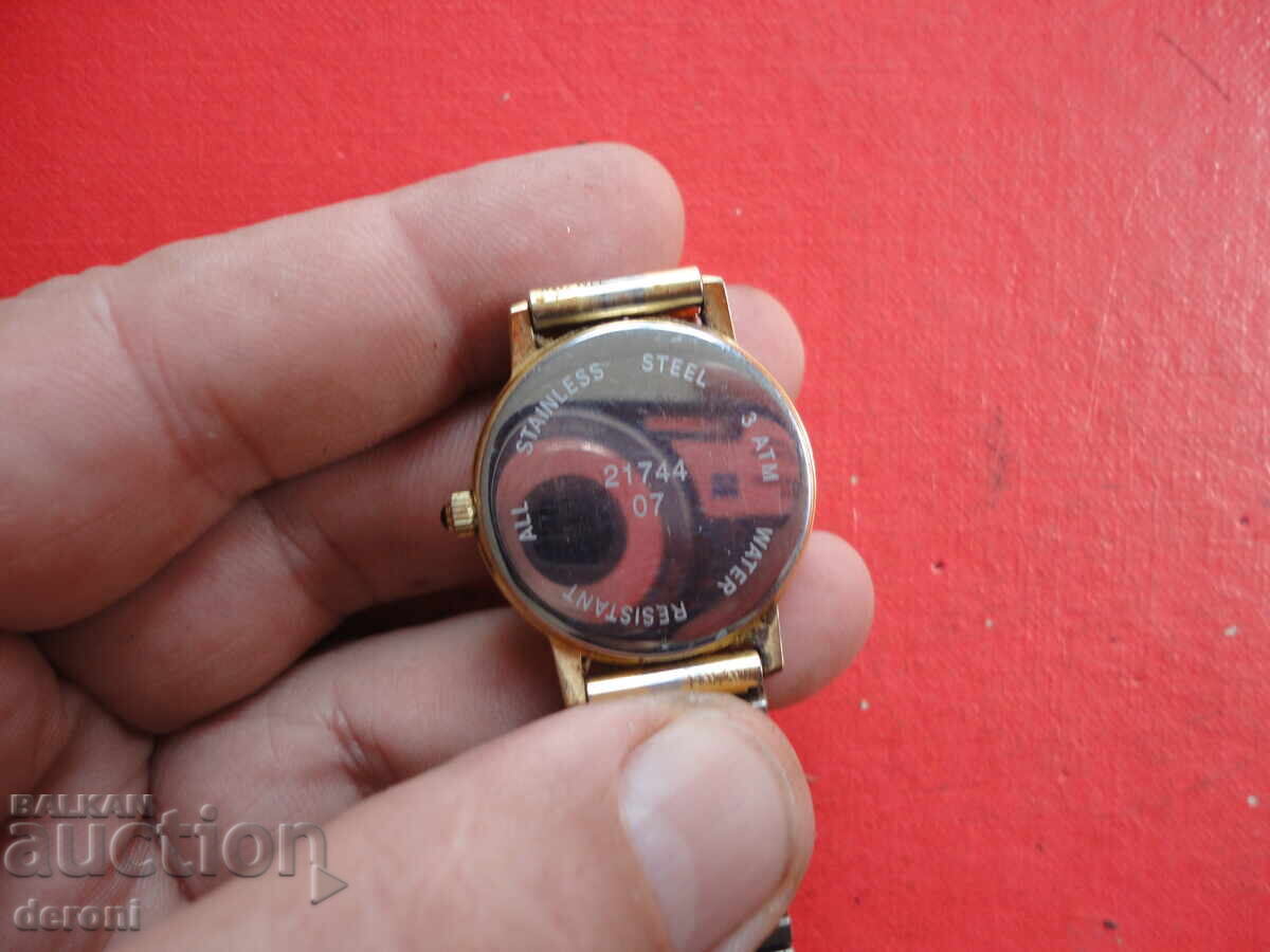 Delivery of Gold-plated ladies' watch Regent Sapphire glass