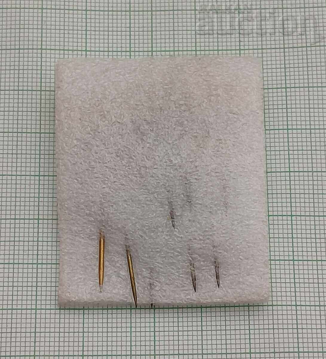 Auction CZECHOSLOVAKIA STAMPS LOT OF 8 NUMBERS Auction CZECHOSLOVAKIA STAMPS LOT OF 8 NUMBERS