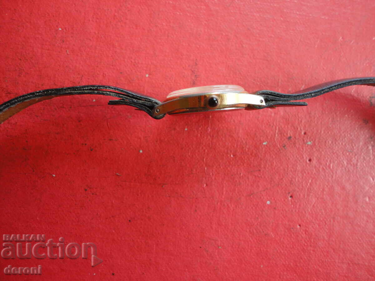 Auction  Timex Quartz Women's Watch