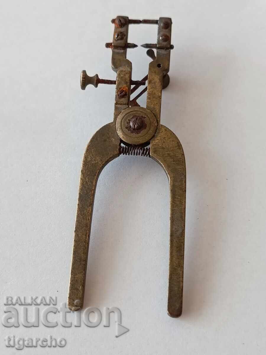 Доставка на Часовникарски инструмент Доставка на Часовникарски инструмент