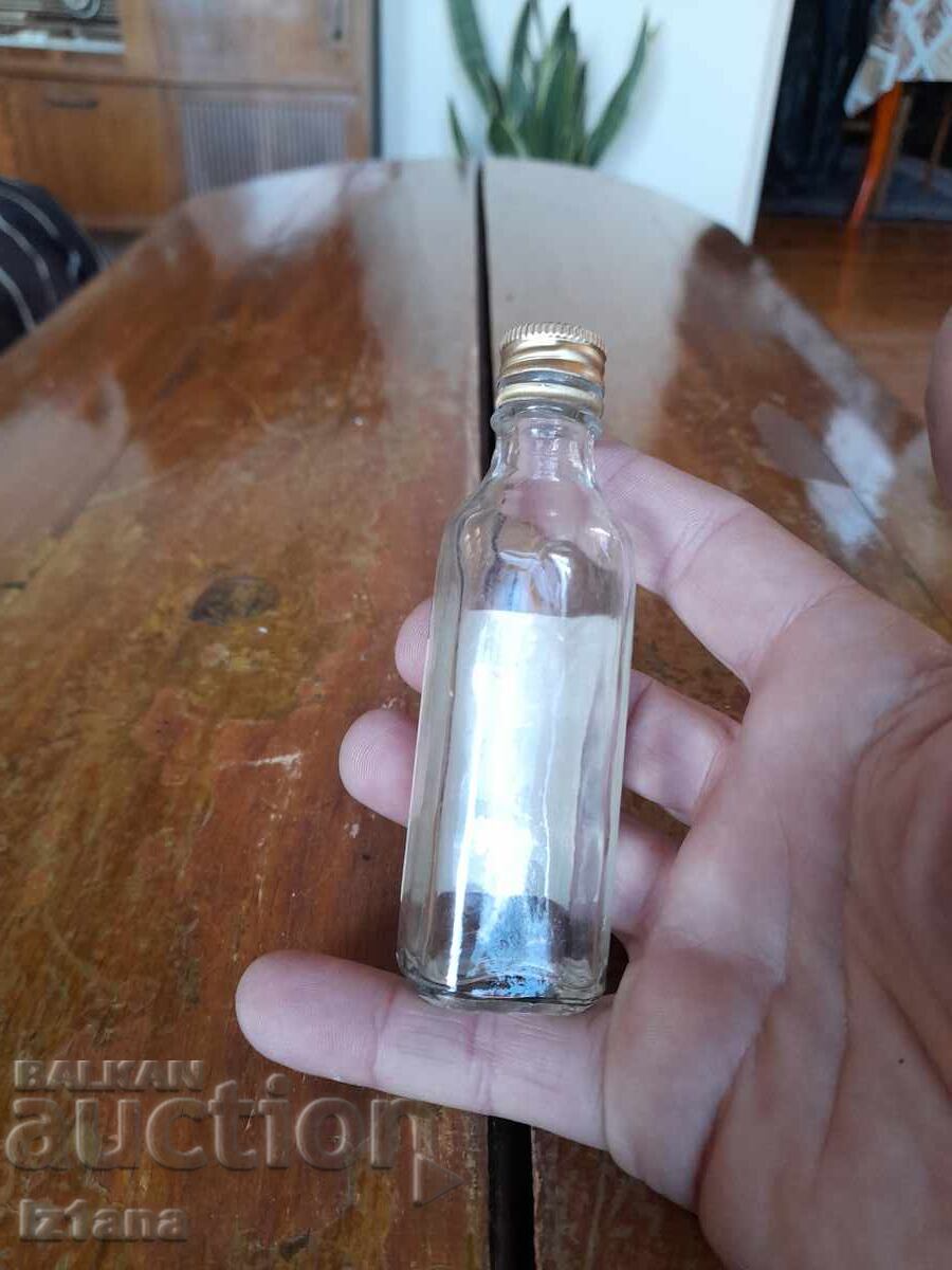 Delivery of Old bottle of Dry Gin