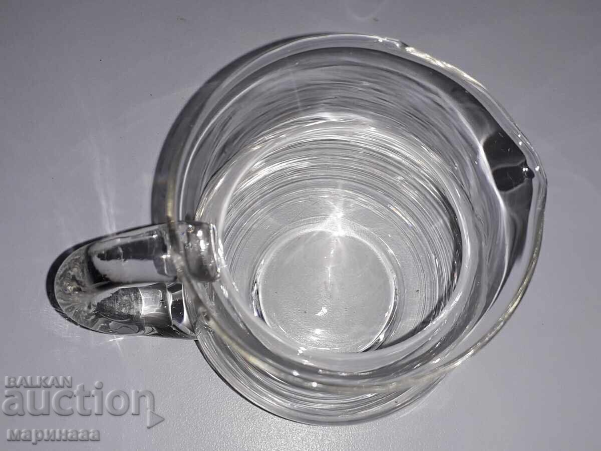 Auction  JUG. GLASS