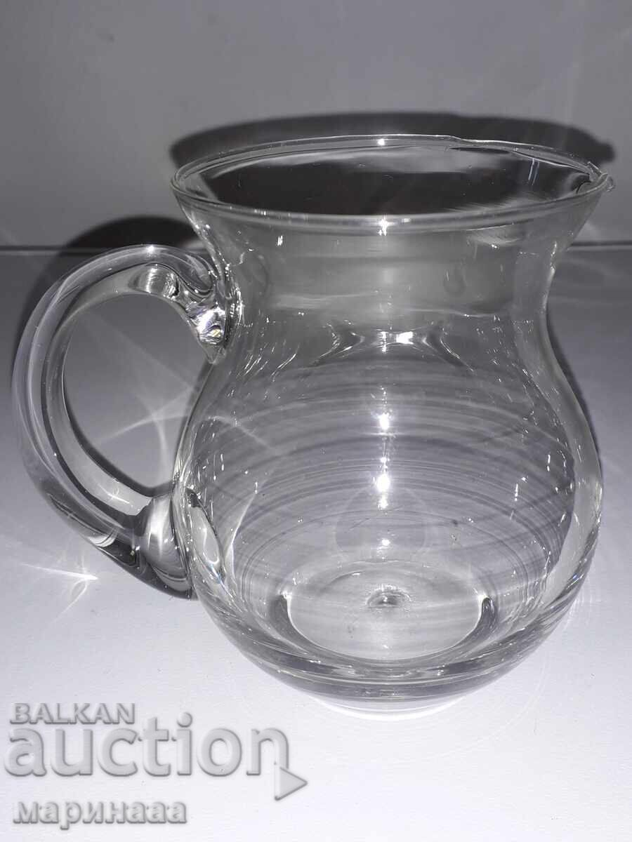 KANICKA. STICLĂ KANICKA. STICLĂ