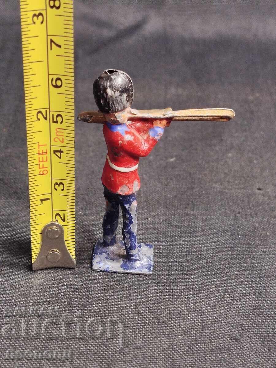 OLD RETRO METAL TOY LEAD SOLDIER FIGURE