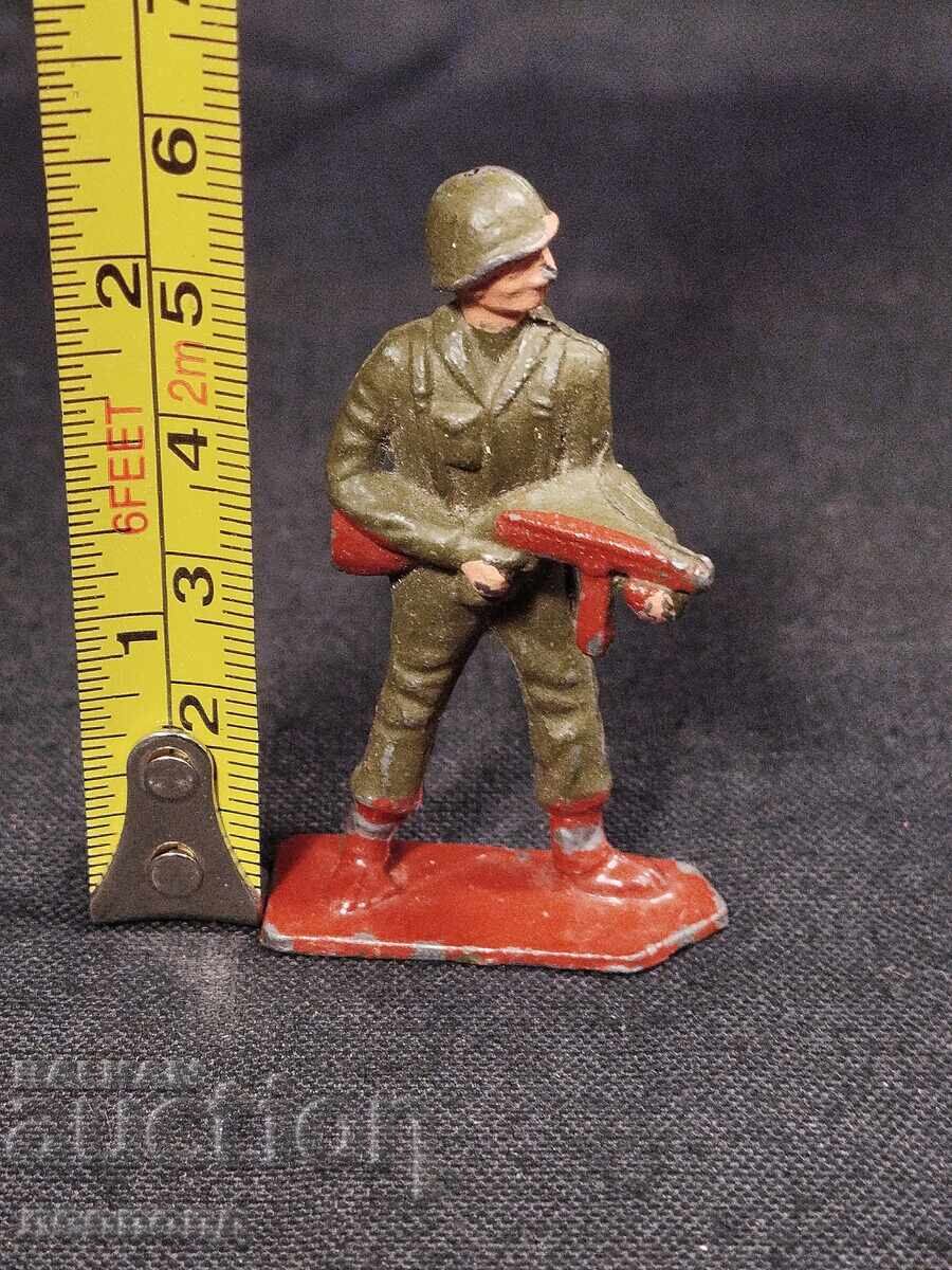 OLD RETRO METAL TOY LEAD SOLDIER FIGURE