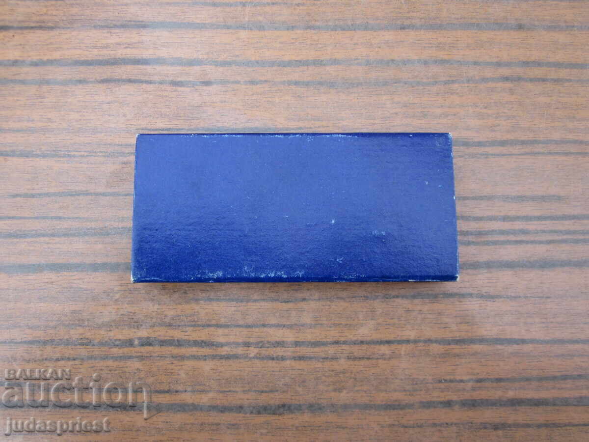 vintage γερμανικές ιατρικές βελόνες αχρησιμοποίητες με κουτί με τιμή 10.00 BGN | € 5.11 vintage γερμανικές ιατρικές βελόνες αχρησιμοποίητες με κουτί με τιμή 10.00 BGN | € 5.11