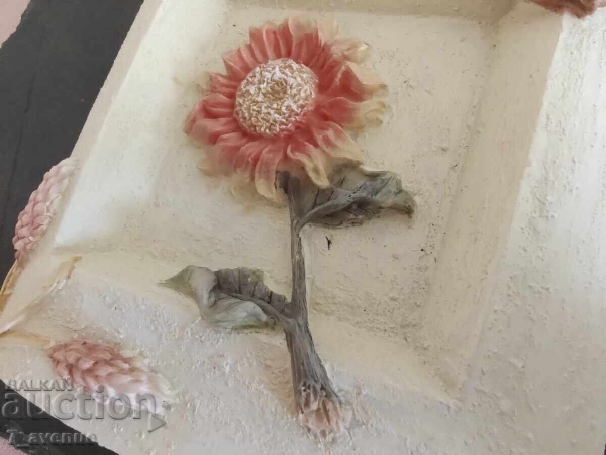 Small painting Sunflower, relief effect 20.12.24 with price 99.00 BGN | € 50.62 Small painting Sunflower, relief effect 20.12.24 with price 99.00 BGN | € 50.62