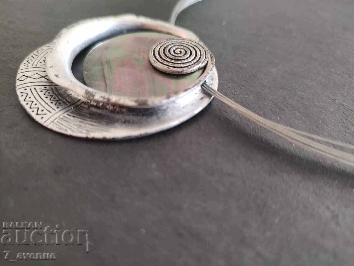 Delivery of Nice old jewelry, necklace, jewelry, necklace 12/20/24 Delivery of Nice old jewelry, necklace, jewelry, necklace 12/20/24