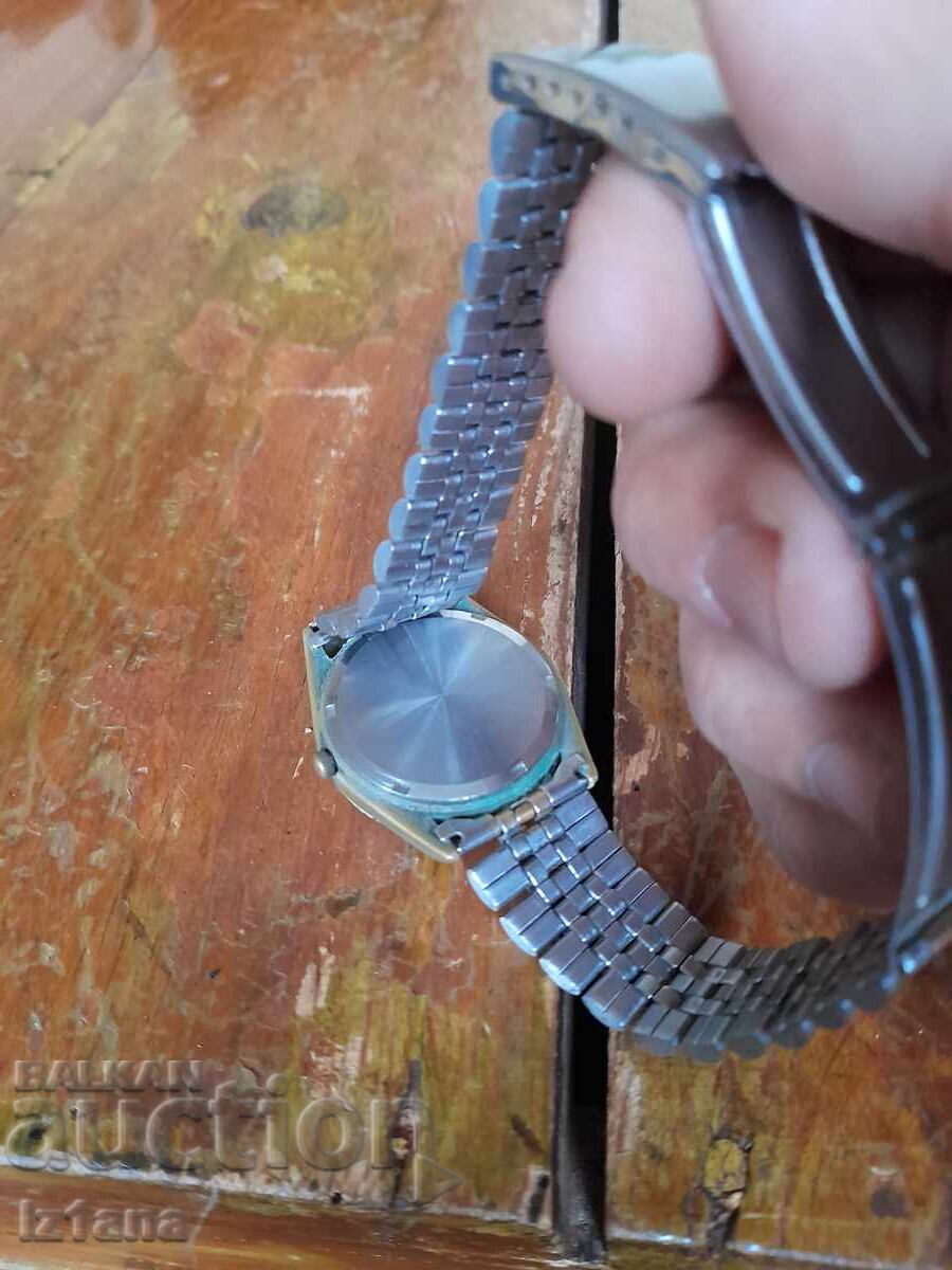 Old Japan Movt Quartz Watch - 5