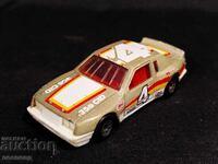 VECHI RETRO CARURU DE METAL CUTIE DE CHIBRIT MACAU BUICK LE SABRE