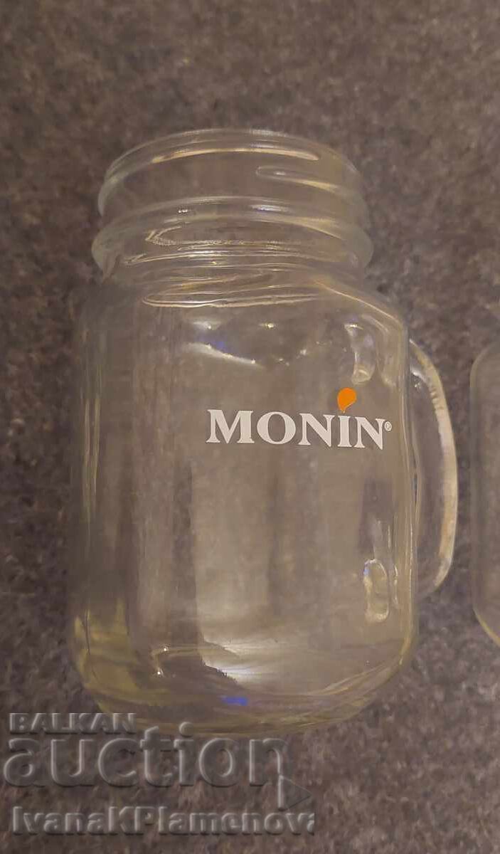 Delivery of Two glass jars Delivery of Two glass jars