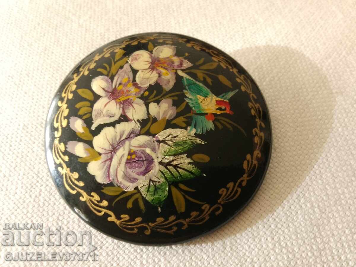 Hand painted floral lacquered brooch from Russia signed