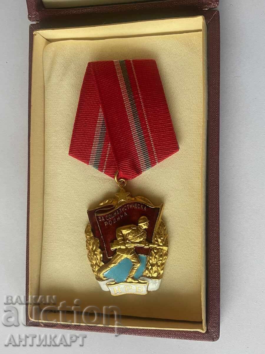 rare military order Red Banner with box