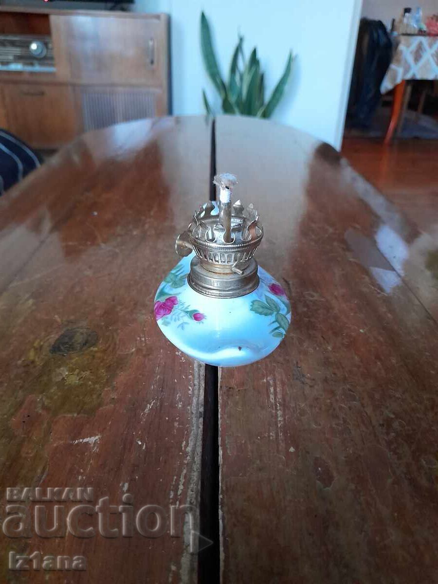 Old decorative porcelain kerosene lamp with price 22.00 BGN | € 11.25 Old decorative porcelain kerosene lamp with price 22.00 BGN | € 11.25