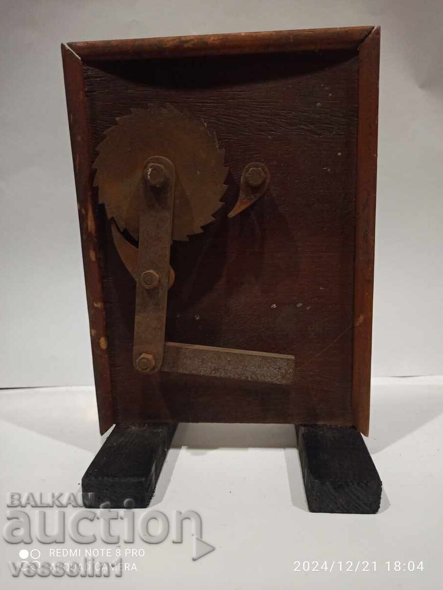 Old educational model of a handbrake model from the mechanical engineering school Old educational model of a handbrake model from the mechanical engineering school