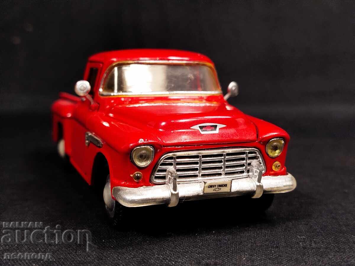 1/36 METAL CAR SCALE MODEL CHEVROLET PICKUP