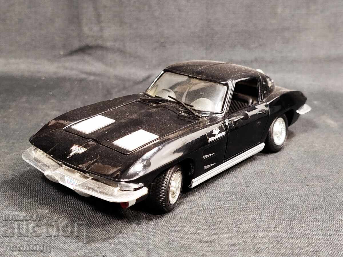 1/24 METAL CAR SCALE MODEL CHEVROLET CORVETTE REVELL with price 40.00 BGN | € 20.45 1/24 METAL CAR SCALE MODEL CHEVROLET CORVETTE REVELL with price 40.00 BGN | € 20.45