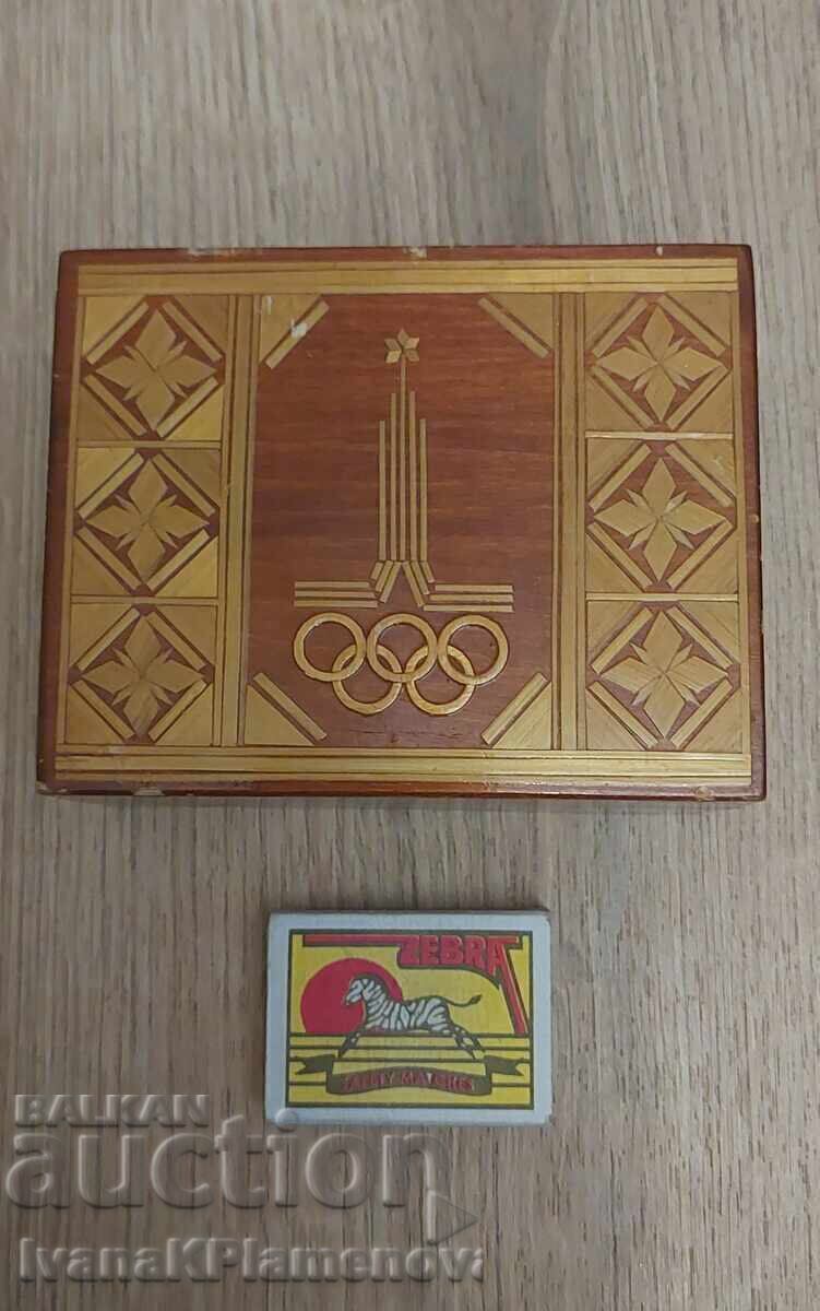 Cutie din lemn retro pentru colecționari - 6