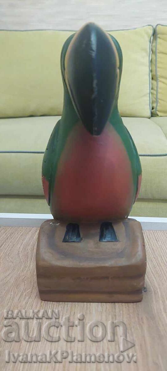 Sculptură în lemn pentru colecționari, înălțime 27cm cu preț 35.00 BGN | € 17.90 Sculptură în lemn pentru colecționari, înălțime 27cm cu preț 35.00 BGN | € 17.90