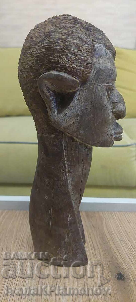 Solid wood carving Africa for connoisseurs 24cm Solid wood carving Africa for connoisseurs 24cm