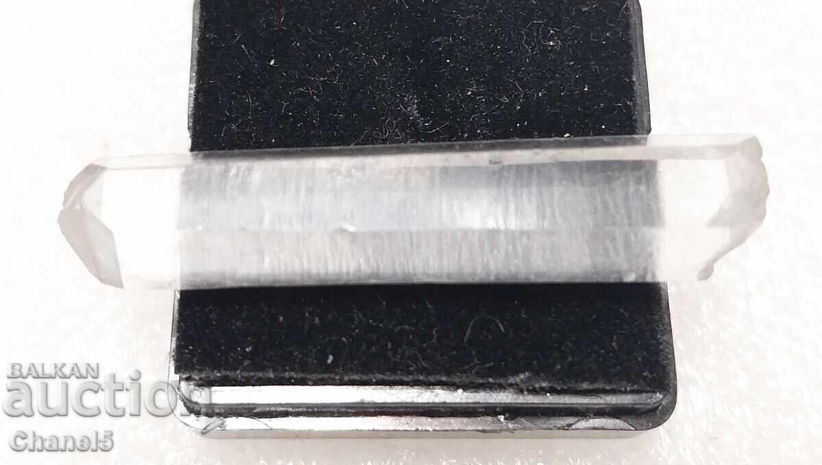 ROCK CRYSTAL SPIKE - HIGH PURITY - 18.90 ct (232) with price 16.00 BGN | € 8.18 ROCK CRYSTAL SPIKE - HIGH PURITY - 18.90 ct (232) with price 16.00 BGN | € 8.18