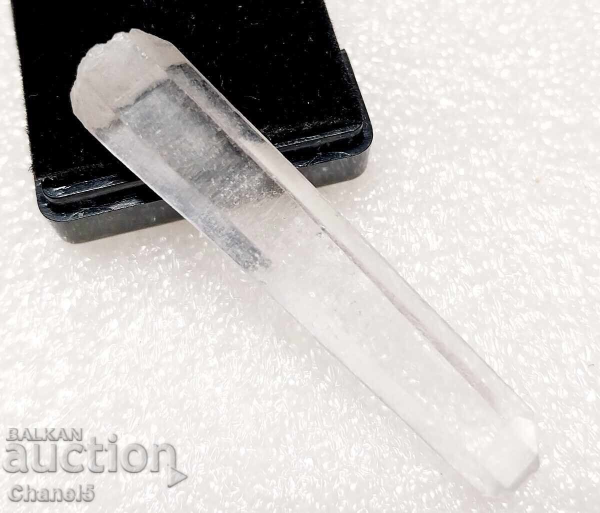 Auction ROCK CRYSTAL SPIKE - HIGH CLARITY - 26.40 ct (235) Auction ROCK CRYSTAL SPIKE - HIGH CLARITY - 26.40 ct (235)