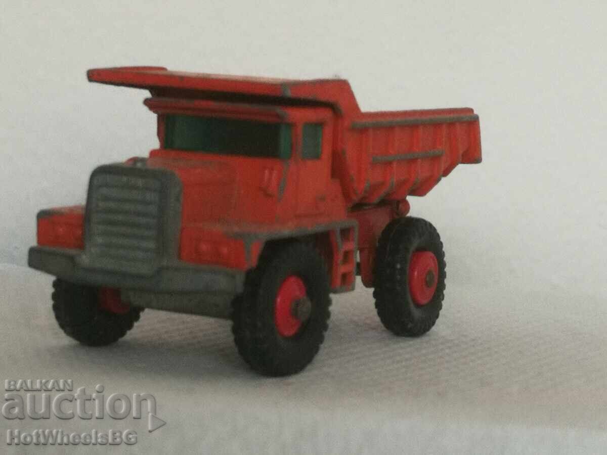 Delivery of Matchbox LESNEY -No 28D Mack Dump Truck 1968 Delivery of Matchbox LESNEY -No 28D Mack Dump Truck 1968