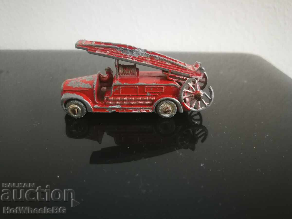 Matchbox LESNEY -No 9A Fire Engine 1955-1957 with price 15.00 BGN | € 7.67 Matchbox LESNEY -No 9A Fire Engine 1955-1957 with price 15.00 BGN | € 7.67