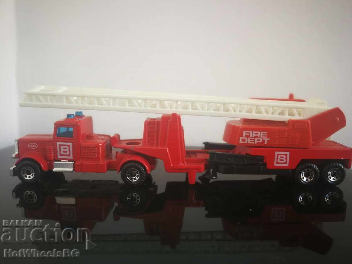 Matchbox Convoy CY12B Peterbilt Fire Engine